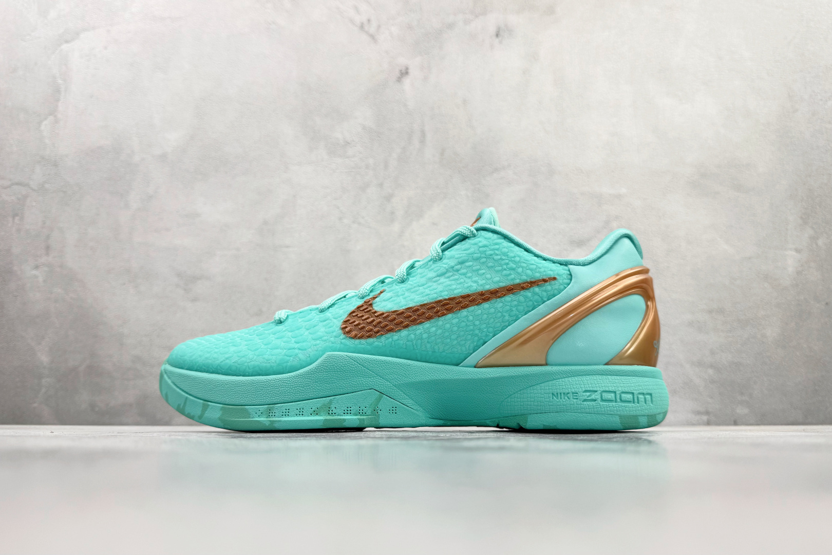 Jalen Brunson x Nike Zoom Kobe 6 Protro Statue of Liberty PE 绿色 IQ5774-300 Jalen Brunson x Nike Zoom Kobe 6 Protro Statue of Liberty PE 绿色 IQ5774-300