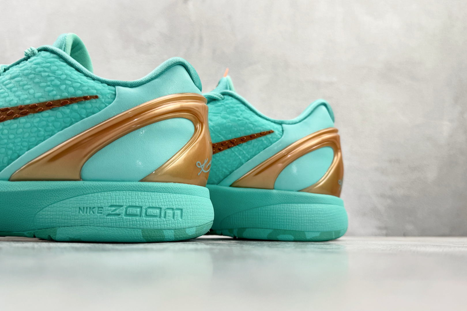 Jalen Brunson x Nike Zoom Kobe 6 Protro Statue of Liberty PE 绿色 IQ5774-300 Jalen Brunson x Nike Zoom Kobe 6 Protro Statue of Liberty PE 绿色 IQ5774-300