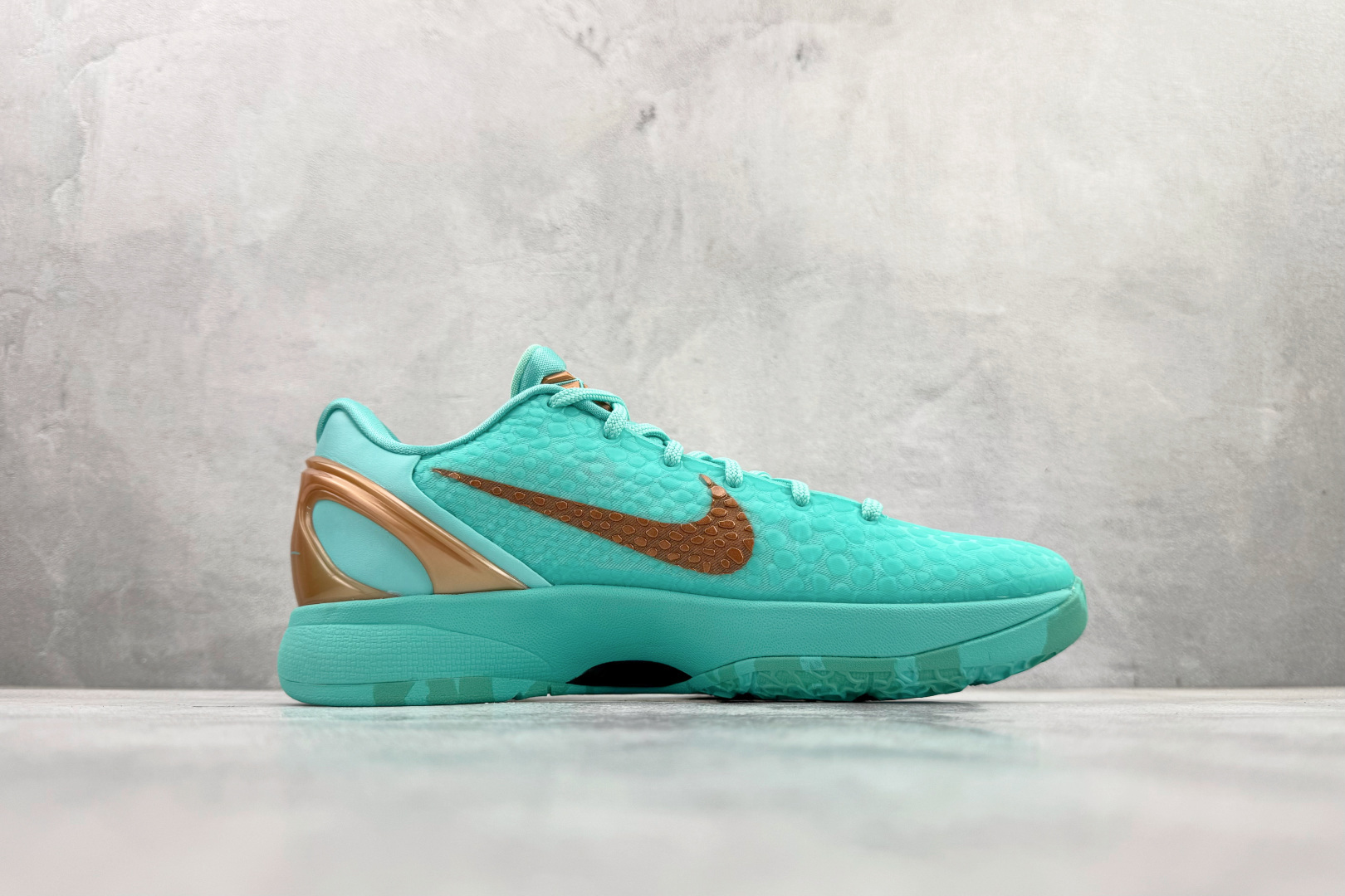 Jalen Brunson x Nike Zoom Kobe 6 Protro Statue of Liberty PE 绿色 IQ5774-300 Jalen Brunson x Nike Zoom Kobe 6 Protro Statue of Liberty PE 绿色 IQ5774-300