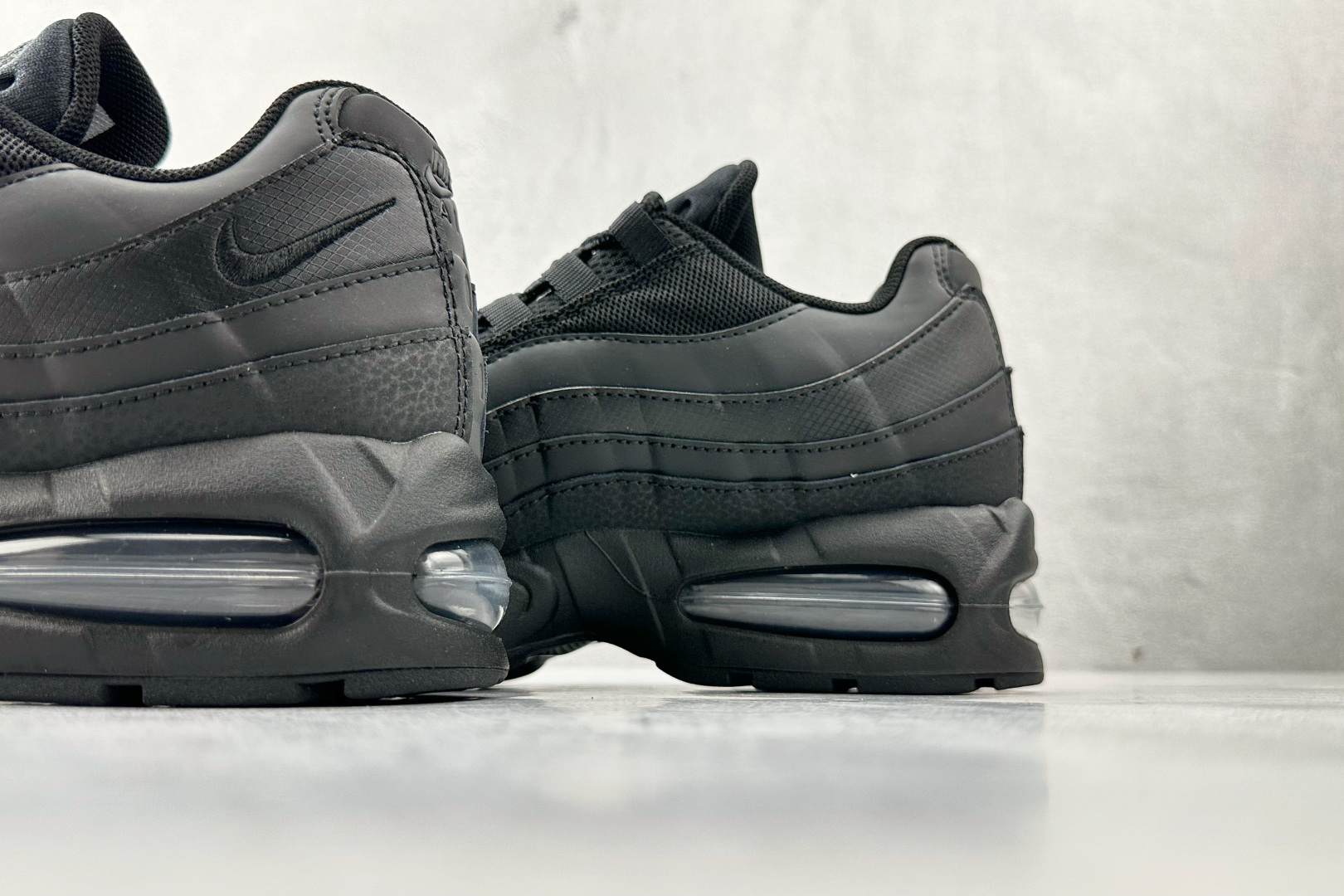 口碑神作 Nike Air Max 95 Big Bubble “Triple Black”黑色 HM8755-001-High Quatity Cheap Brand wholesale wholesaler seller Clothes Bags handbags Sneakers Top Fashion Clothing Shoes from China Factory Chinese suppliers best Quality Beautiful Price 口碑神作 Nike Air Max 95 Big Bubble “Triple Black”黑色 HM8755-001