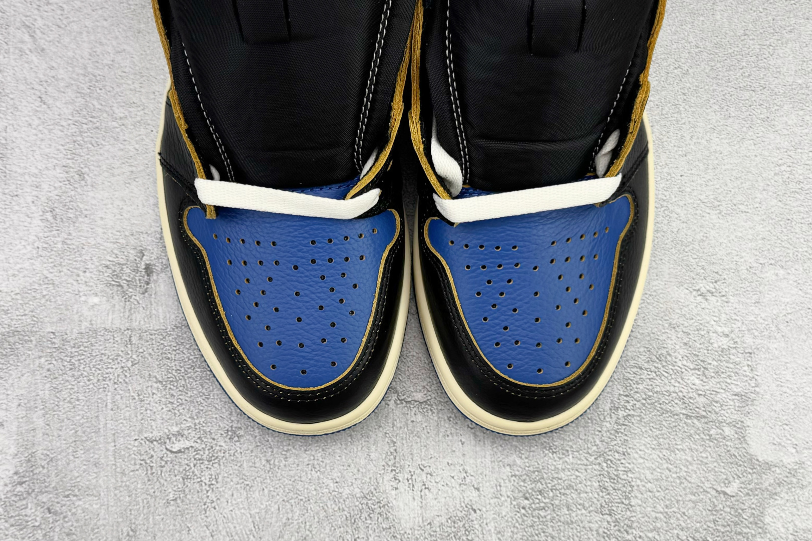Jordan Air Jordan 1 Rtr Hi SP 黑白蓝 IO7847-001