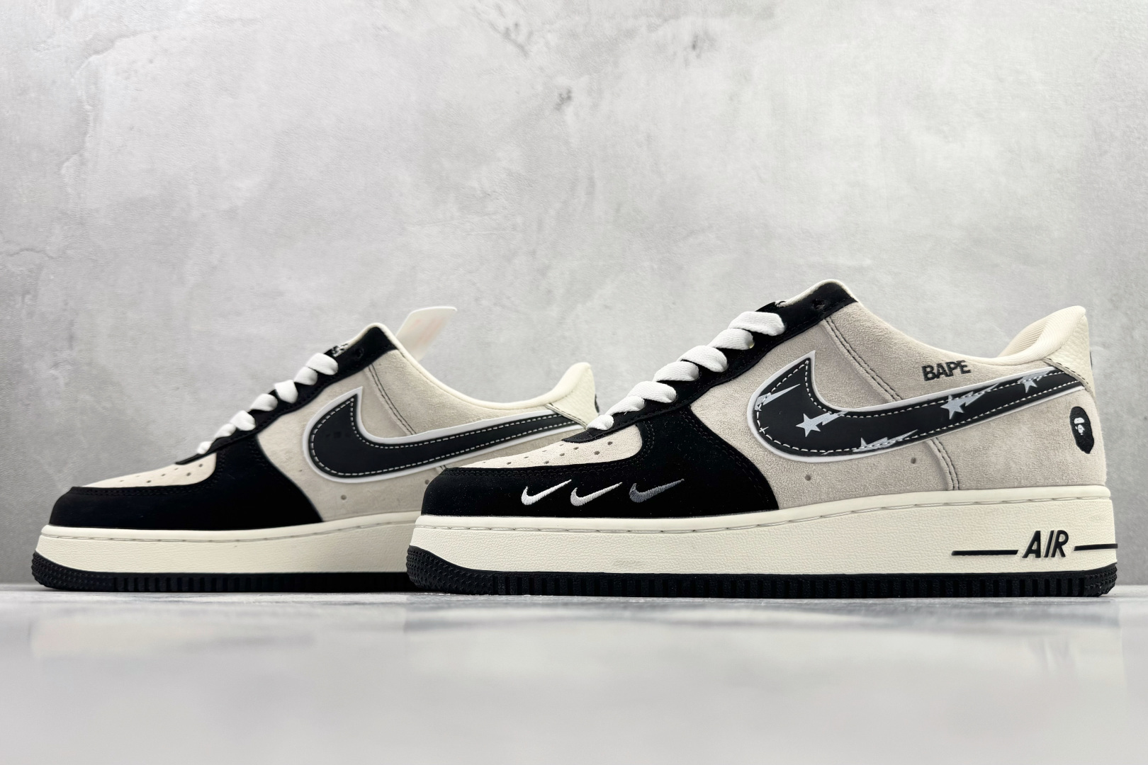 Nike Air Force 1'07 LX 黑白 SY1388-024