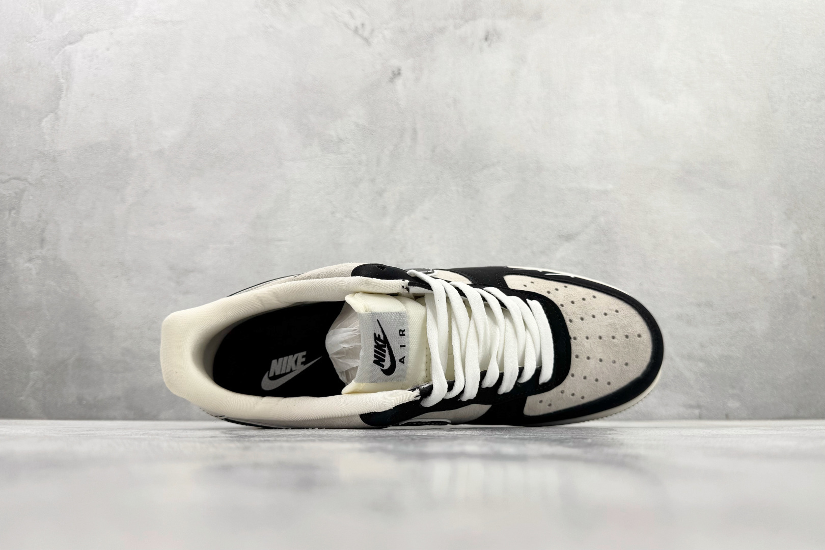 Nike Air Force 1'07 LX 黑白 SY1388-024