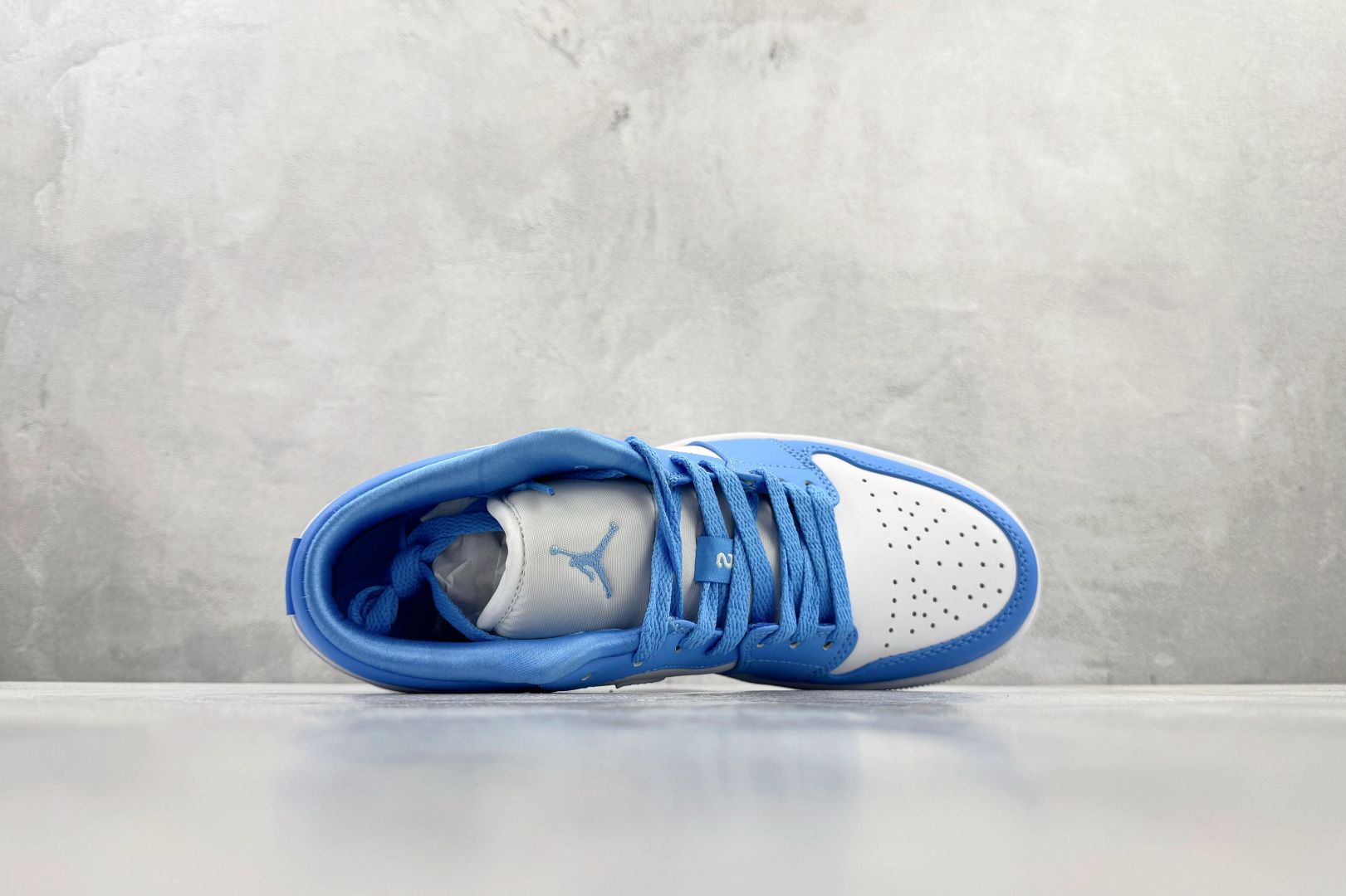 平台爆款 Jordan Air Jordan 1 Low 大学蓝 AO9944-441-High Quatity Cheap Brand wholesale wholesaler seller Clothes Bags handbags Sneakers Top Fashion Clothing Shoes from China Factory Chinese suppliers best Quality Beautiful Price 平台爆款 Jordan Air Jordan 1 Low 大学蓝 AO9944-441