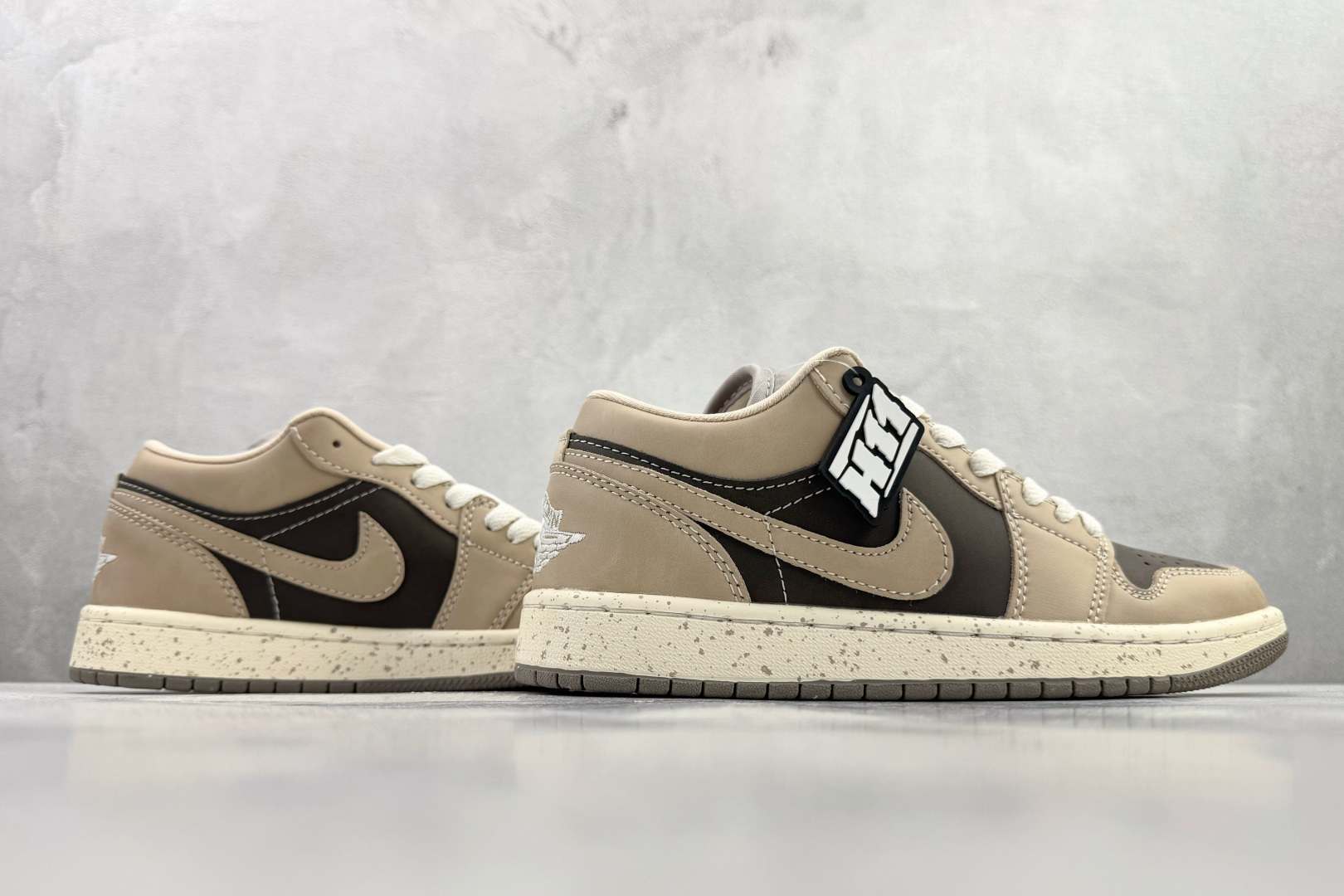 平台爆款 Jordan Air Jordan 1 LOW SE 米棕 IB7011-001-High Quatity Cheap Brand wholesale wholesaler seller Clothes Bags handbags Sneakers Top Fashion Clothing Shoes from China Factory Chinese suppliers best Quality Beautiful Price 平台爆款 Jordan Air Jordan 1 LOW SE 米棕 IB7011-001