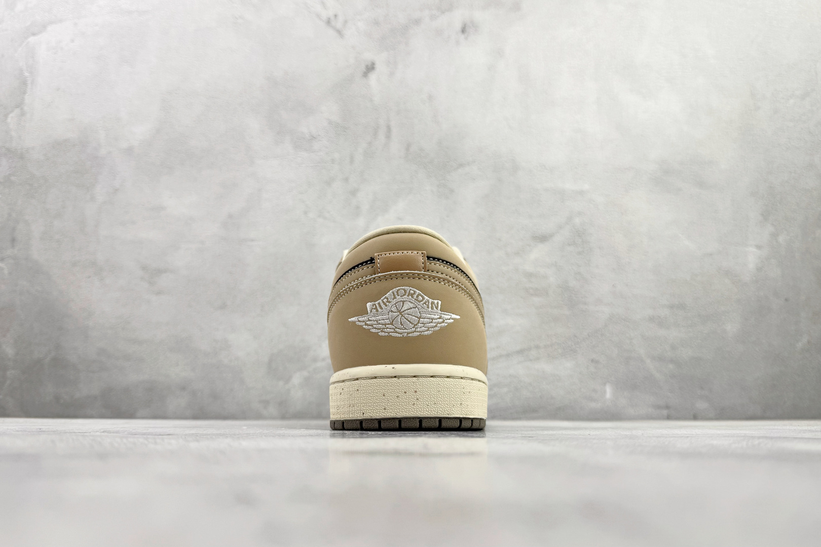 Jordan Air Jordan 1 LOW SE 米棕 IB7011-001