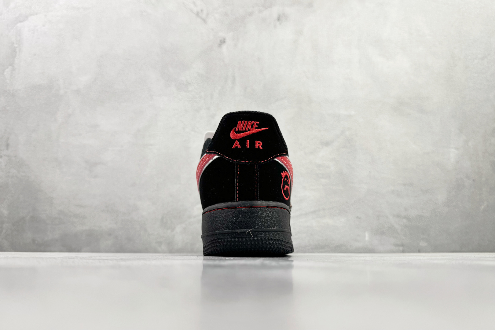 Nike Air Force 1'07 LX 黑红 DD1982-339