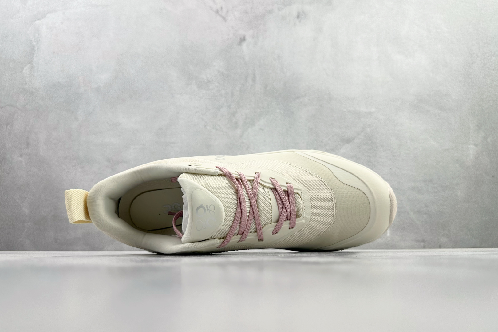 On昂跑 x LOEWE罗意威 Cloudtilt 2 白粉 3ME1069-High Quatity Cheap Brand wholesale wholesaler seller Clothes Bags handbags Sneakers Top Fashion Clothing Shoes from China Factory Chinese suppliers best Quality Beautiful Price On昂跑 x LOEWE罗意威 Cloudtilt 2 白粉 3ME1069