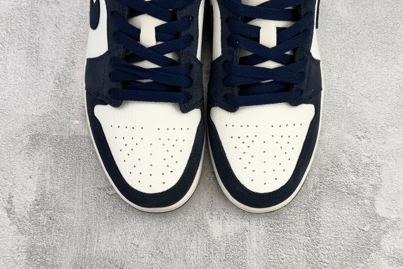 Jordan Air Jordan 1 LOW SE 海军蓝 IO7448-400 Jordan Air Jordan 1 LOW SE 海军蓝 IO7448-400
