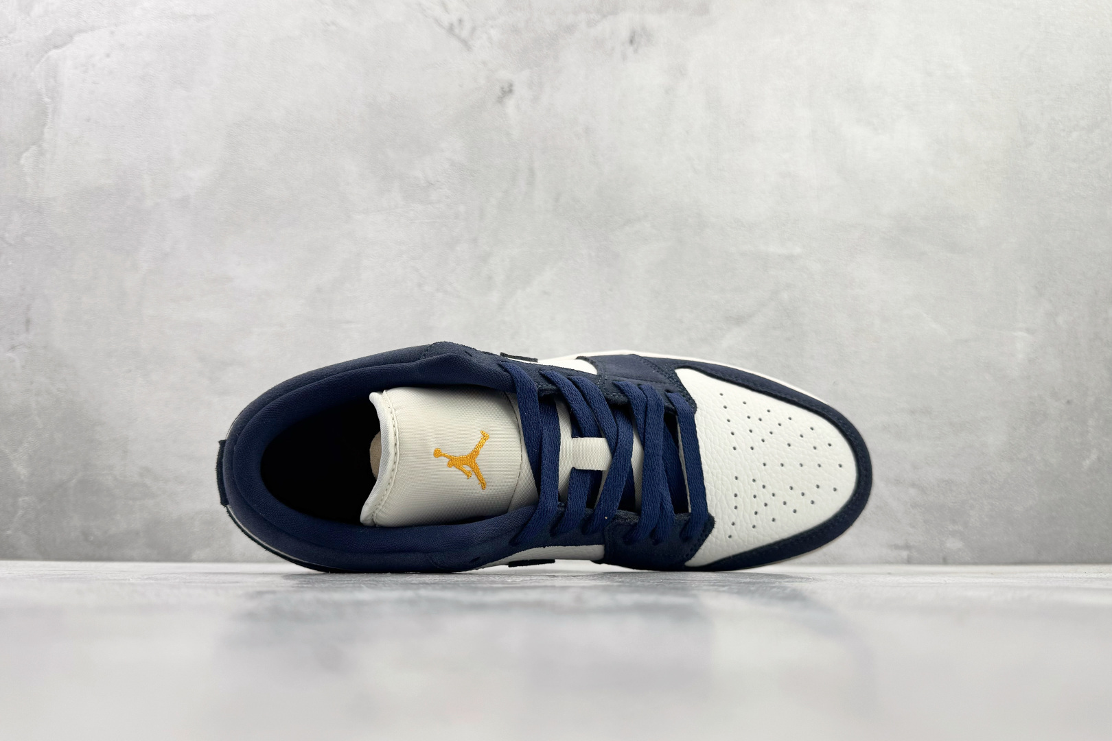 Jordan Air Jordan 1 LOW SE 海军蓝 IO7448-400 Jordan Air Jordan 1 LOW SE 海军蓝 IO7448-400