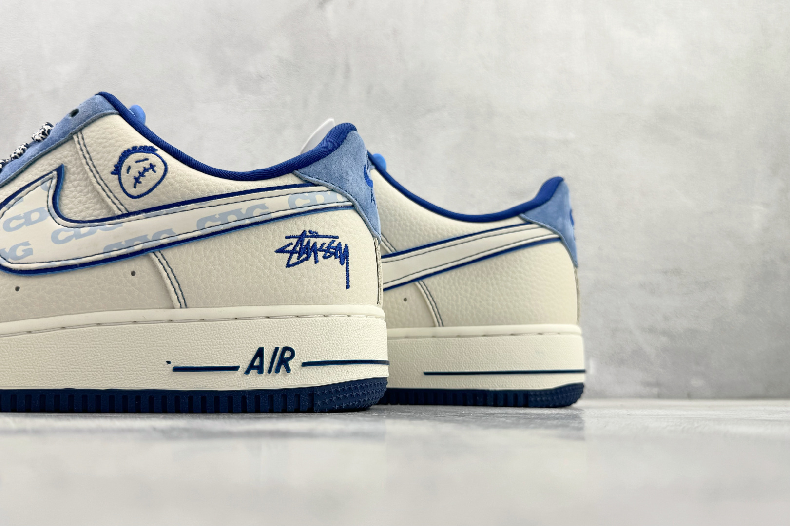 Nike Air Force 1'07 LX 蓝白 SY1388-020 Nike Air Force 1'07 LX 蓝白 SY1388-020