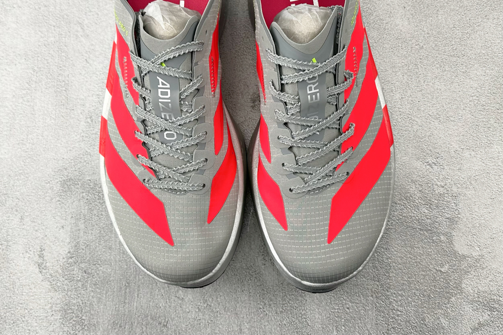 adidas Adizero Adios Pro 5灰红 K18296 adidas Adizero Adios Pro 5灰红 K18296