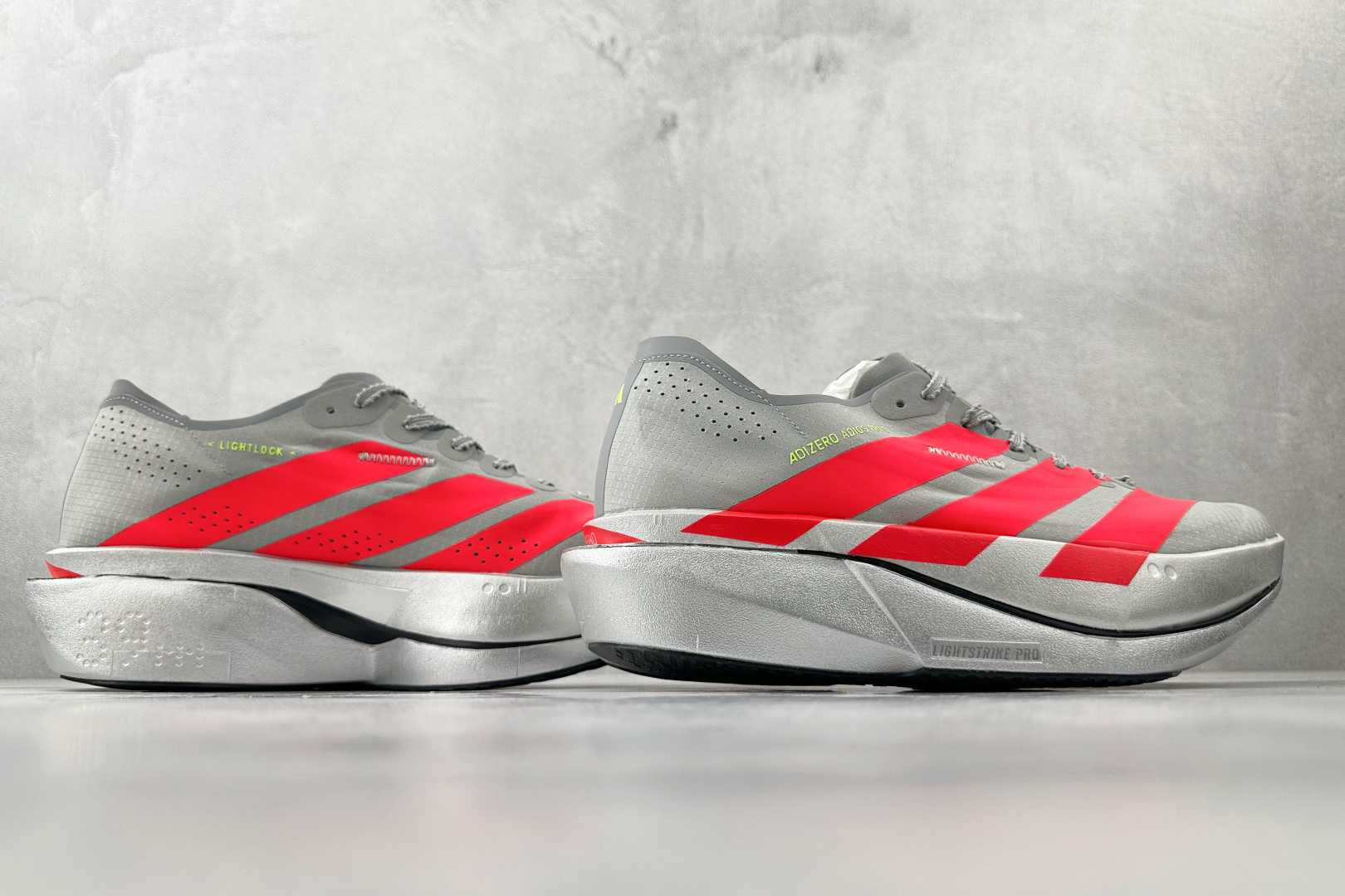 adidas Adizero Adios Pro 5灰红 K18296 adidas Adizero Adios Pro 5灰红 K18296
