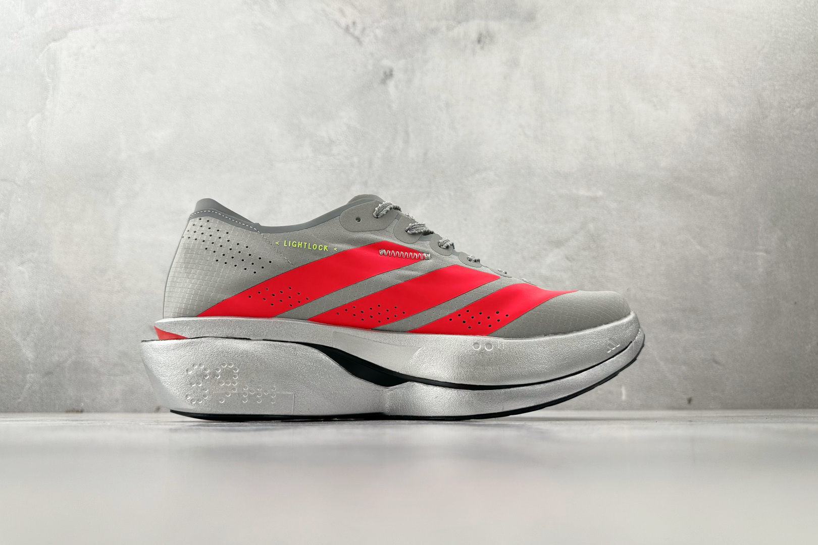 adidas Adizero Adios Pro 5灰红 K18296 adidas Adizero Adios Pro 5灰红 K18296