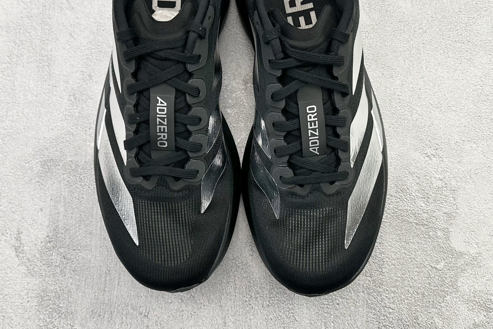 全新工厂开发 adidas Adizero Evo SL 黑色货号：KI9663尺码：36 36.5 3