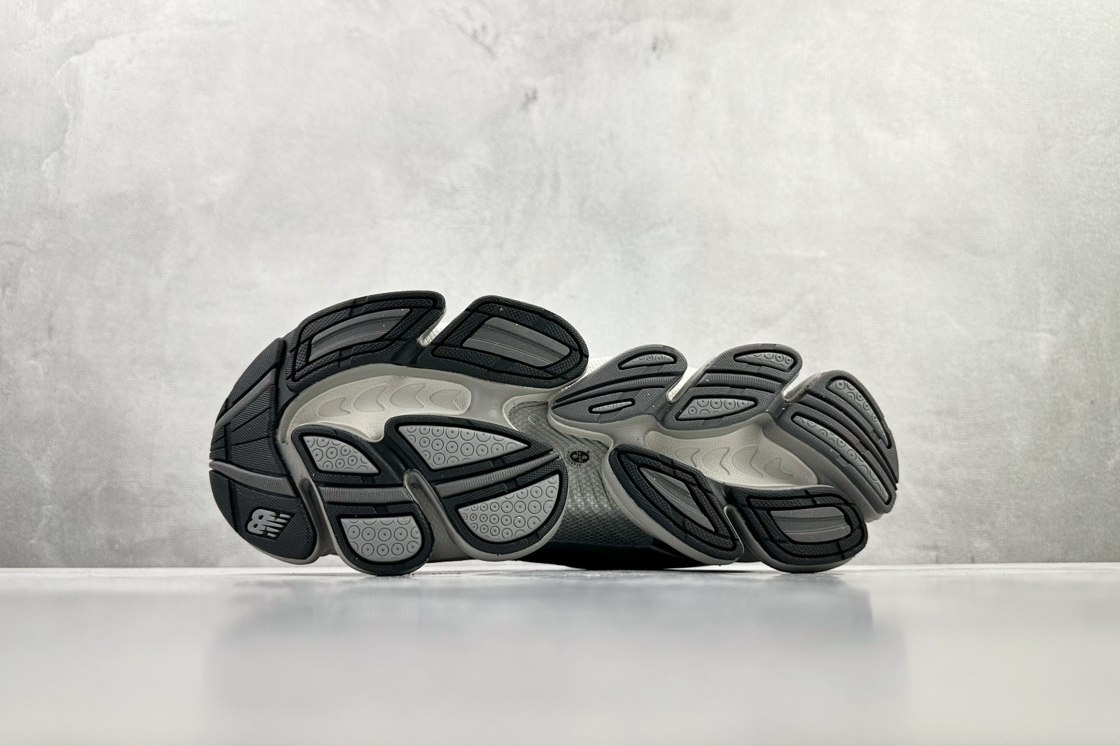 大厂出品 New Balance ABZORB 2000 蓝灰色 U20001PB 大厂出品 New Balance ABZORB 2000 蓝灰色 U20001PB