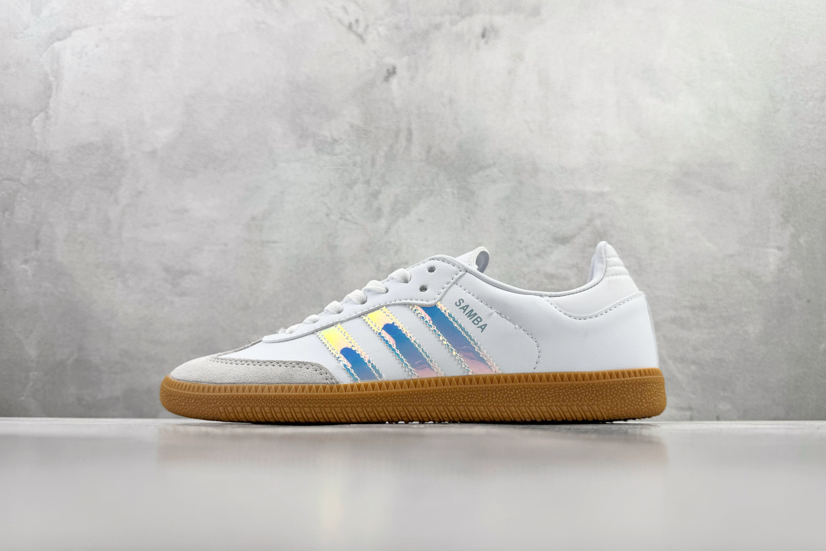 出口订单 adidas originals SAMBA 银白 JQ2851 出口订单 adidas originals SAMBA 银白 JQ2851