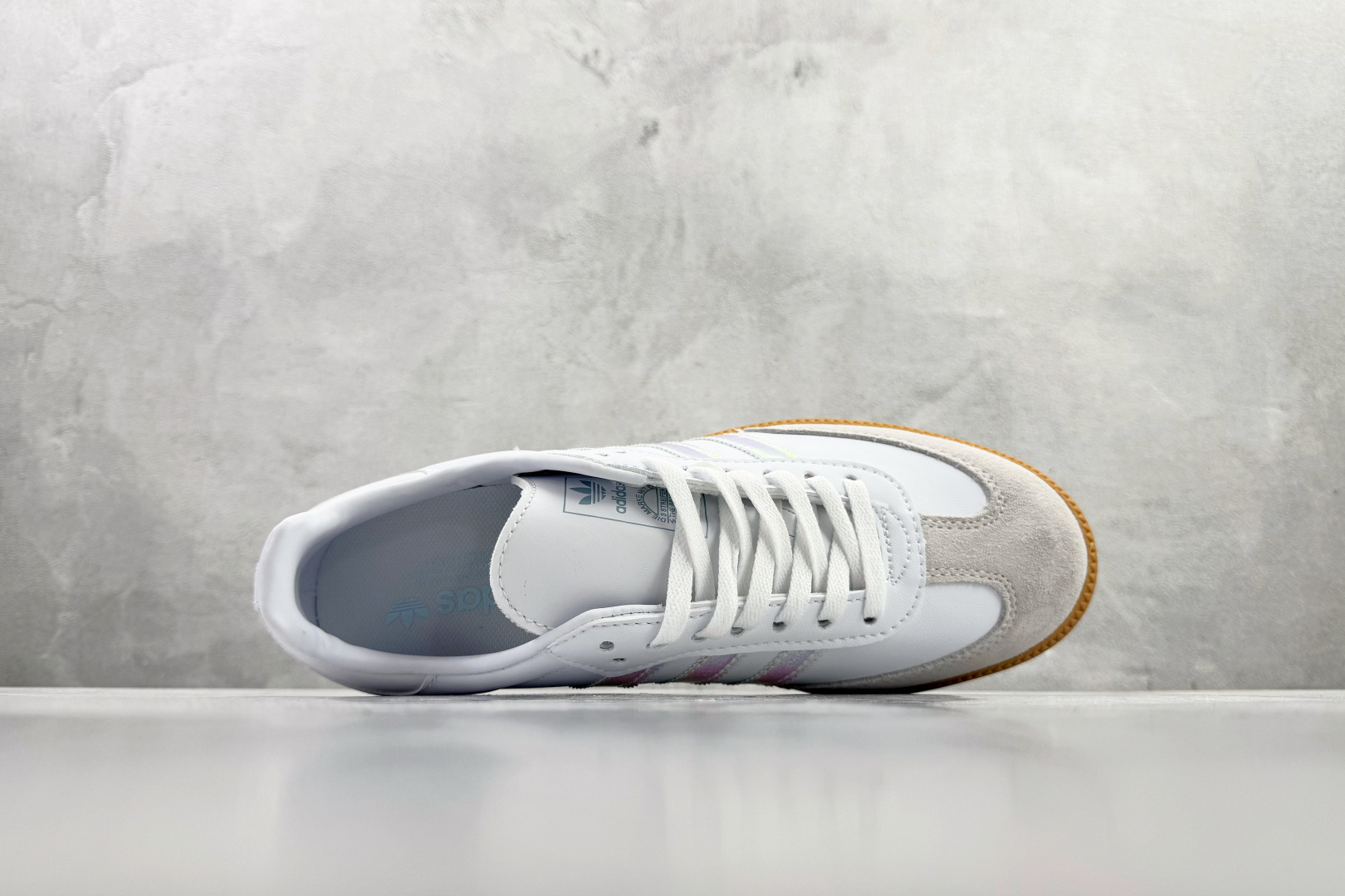 出口订单 adidas originals SAMBA 银白 JQ2851 出口订单 adidas originals SAMBA 银白 JQ2851