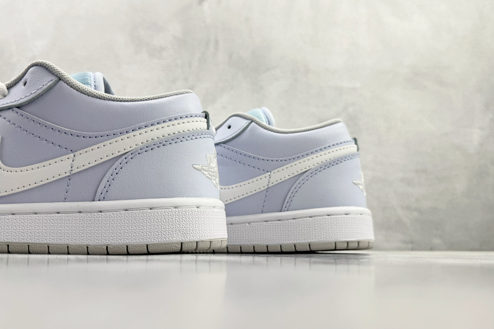 平台爆款 Jordan Air Jordan 1 Cobalt Bliss 灰白 FV8486-400 平台爆款 Jordan Air Jordan 1 Cobalt Bliss 灰白 FV8486-400