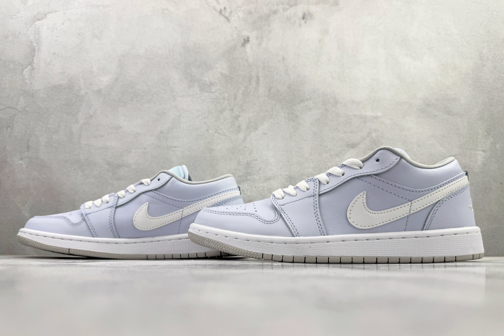 平台爆款 Jordan Air Jordan 1 Cobalt Bliss 灰白 FV8486-400 平台爆款 Jordan Air Jordan 1 Cobalt Bliss 灰白 FV8486-400