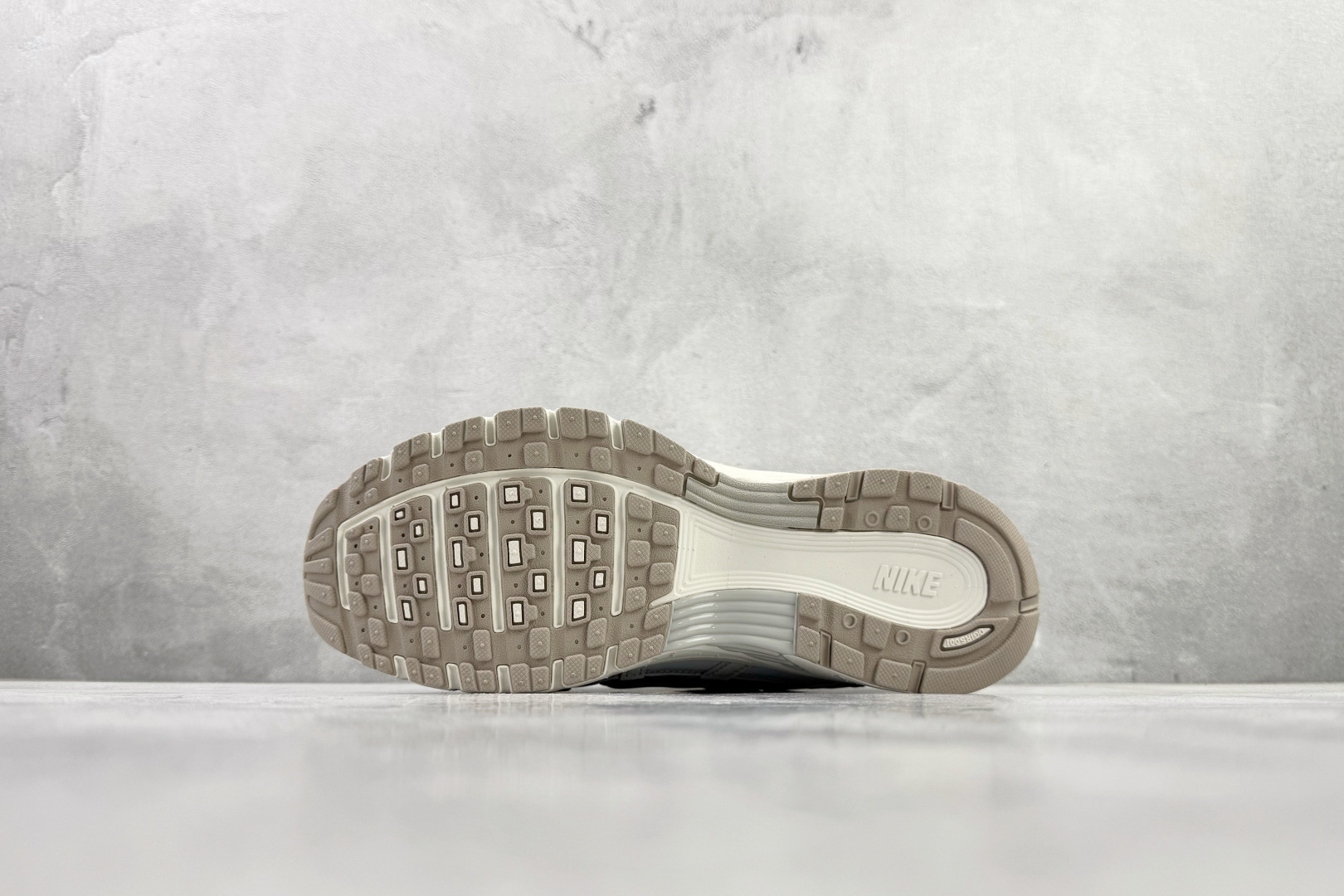 原鞋开发 原数据档案 Nike P-6000 米色 IM5237-100 原鞋开发 原数据档案 Nike P-6000 米色 IM5237-100