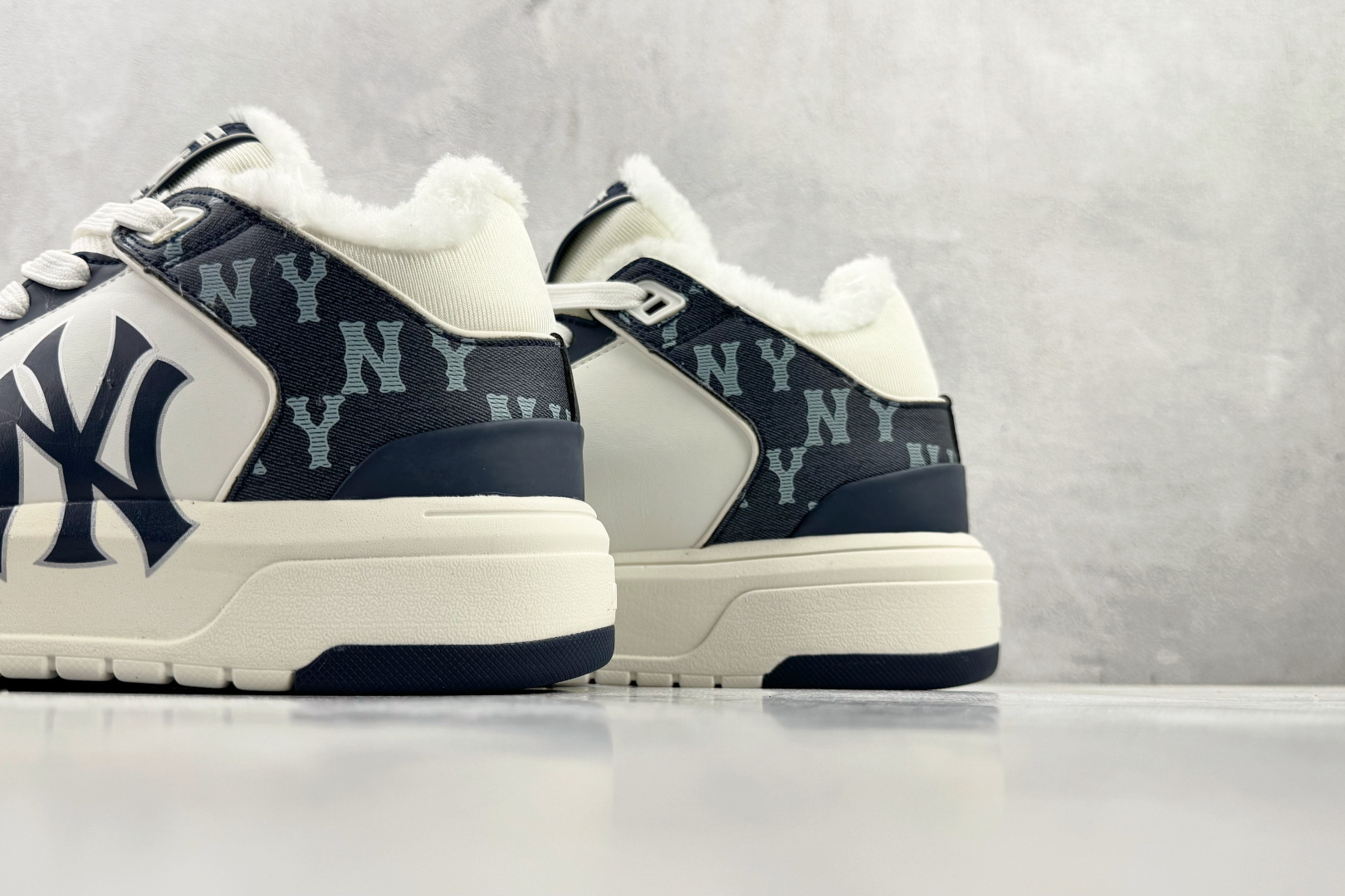 200 平台订单 MLB 纽约洋基队 海军蓝 3ASXCDN3N-50NYD-Chinese UA Cheap High Quatity Brand Clothes Bags handbags Sneakers wholesale wholesaler seller from China Factory suppliers Fashion Clothing Shoes best Quality Beautiful Price 200 平台订单 MLB 纽约洋基队 海军蓝 3ASXCDN3N-50NYD