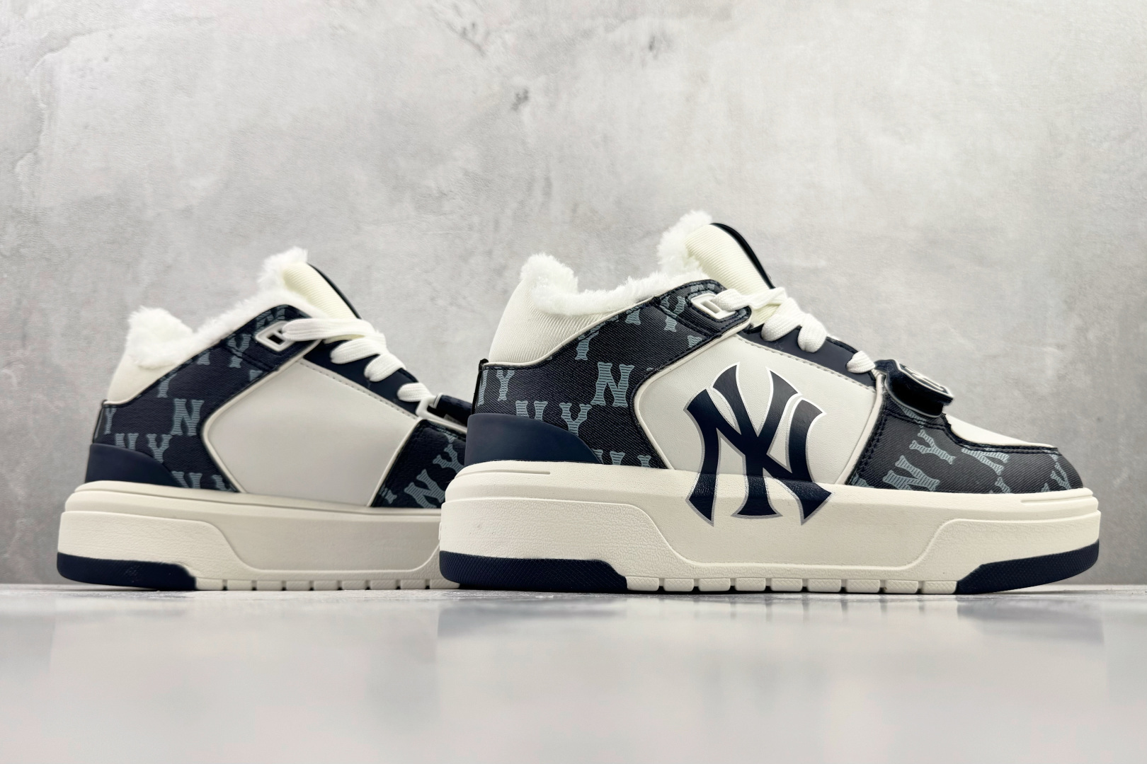 200 平台订单 MLB 纽约洋基队 海军蓝 3ASXCDN3N-50NYD-Chinese UA Cheap High Quatity Brand Clothes Bags handbags Sneakers wholesale wholesaler seller from China Factory suppliers Fashion Clothing Shoes best Quality Beautiful Price 200 平台订单 MLB 纽约洋基队 海军蓝 3ASXCDN3N-50NYD