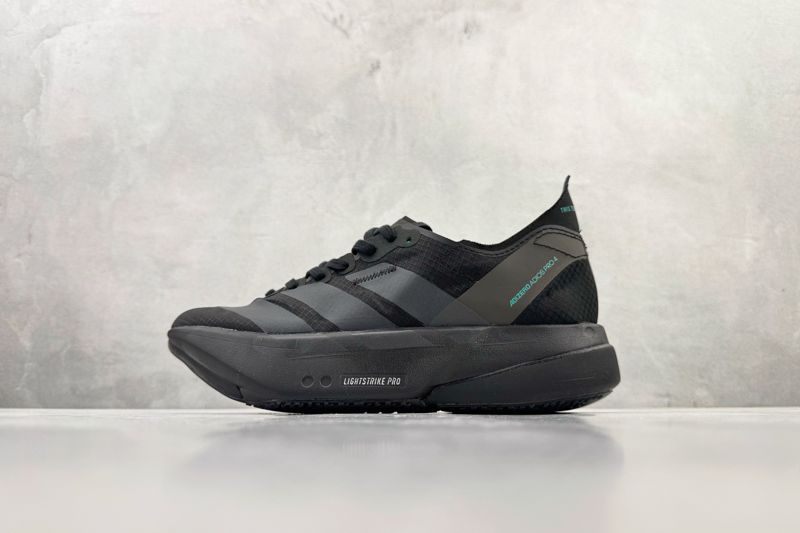 平台订单 adidas Adizero Adios Pro 4 黑色 HQ7411 平台订单 adidas Adizero Adios Pro 4 黑色 HQ7411