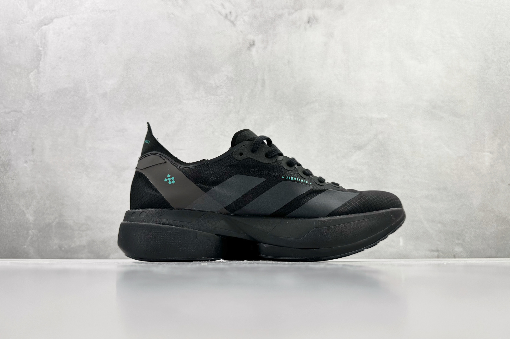 平台订单 adidas Adizero Adios Pro 4 黑色 HQ7411 平台订单 adidas Adizero Adios Pro 4 黑色 HQ7411