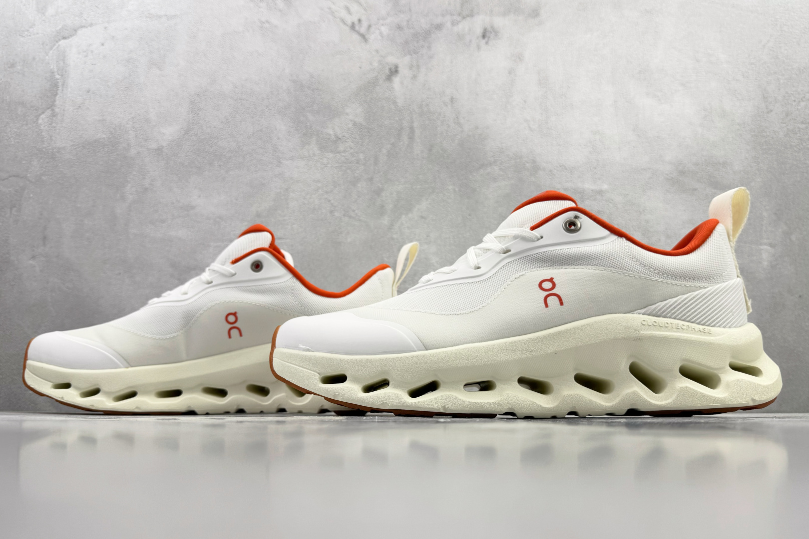 LOEWE x On昂跑 Cloudtilt 2 白橙色 3ME1069 LOEWE x On昂跑 Cloudtilt 2 白橙色 3ME1069