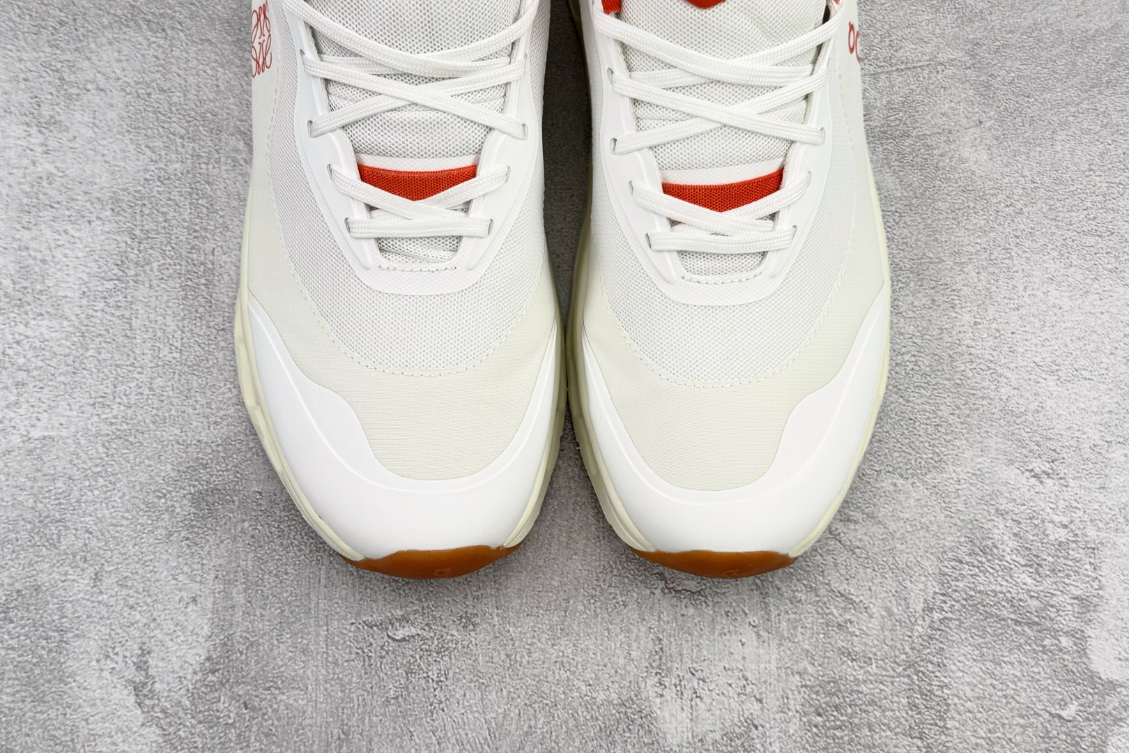 LOEWE x On昂跑 Cloudtilt 2 白橙色 3ME1069 LOEWE x On昂跑 Cloudtilt 2 白橙色 3ME1069