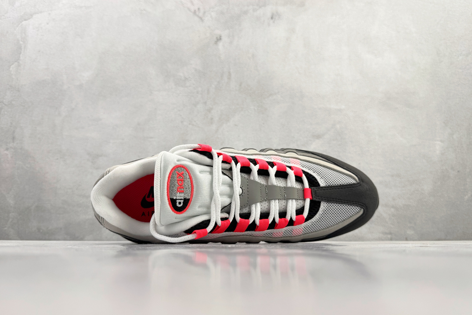 口碑神作 Nike Air 95 灰粉 IM7410-001 口碑神作 Nike Air 95 灰粉 IM7410-001