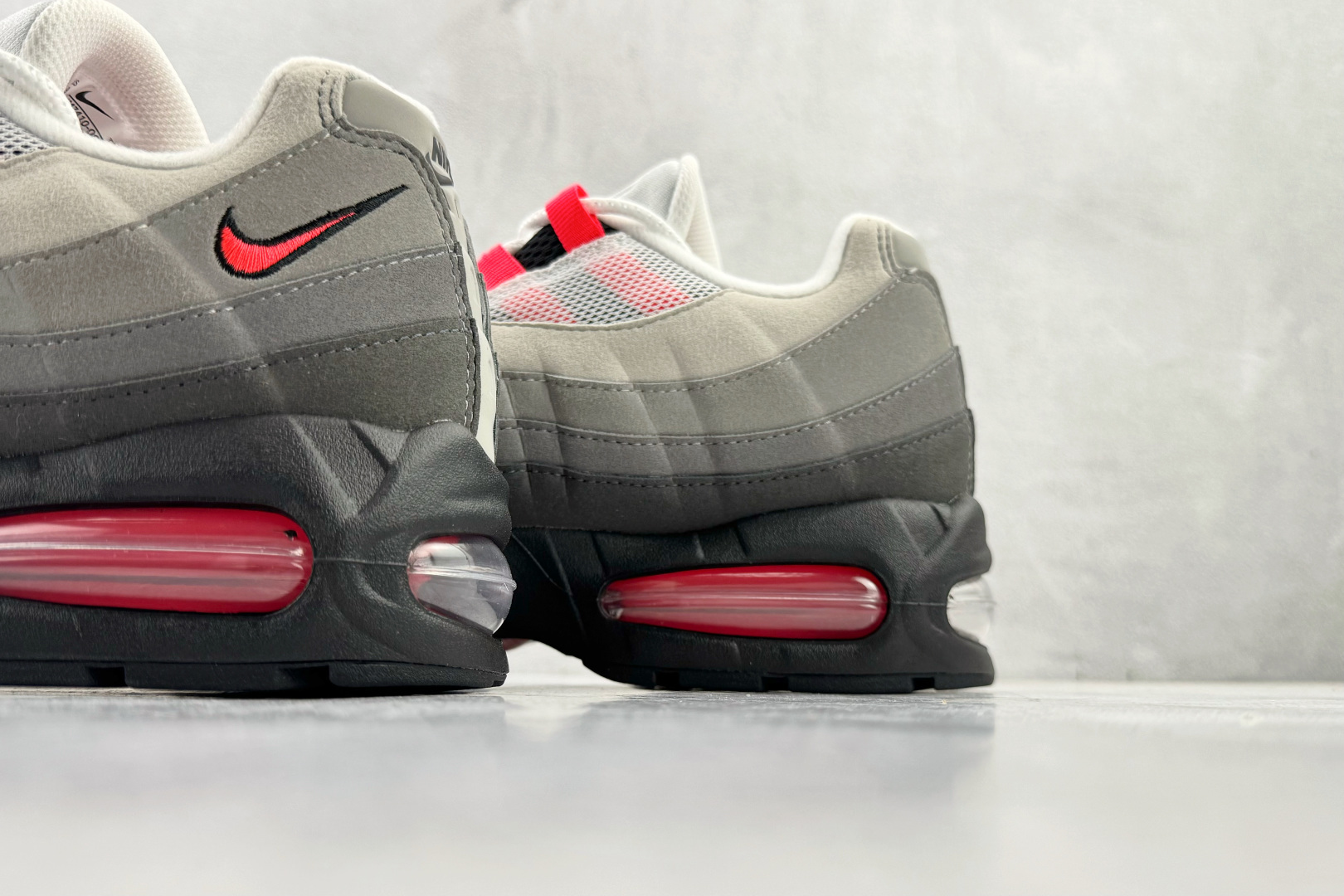 口碑神作 Nike Air 95 灰粉 IM7410-001 口碑神作 Nike Air 95 灰粉 IM7410-001