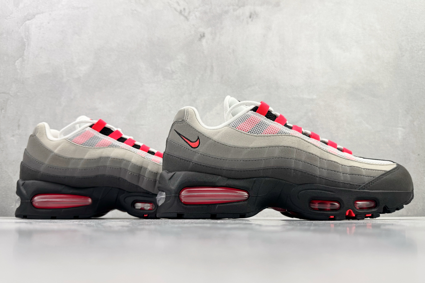 口碑神作 Nike Air 95 灰粉 IM7410-001 口碑神作 Nike Air 95 灰粉 IM7410-001