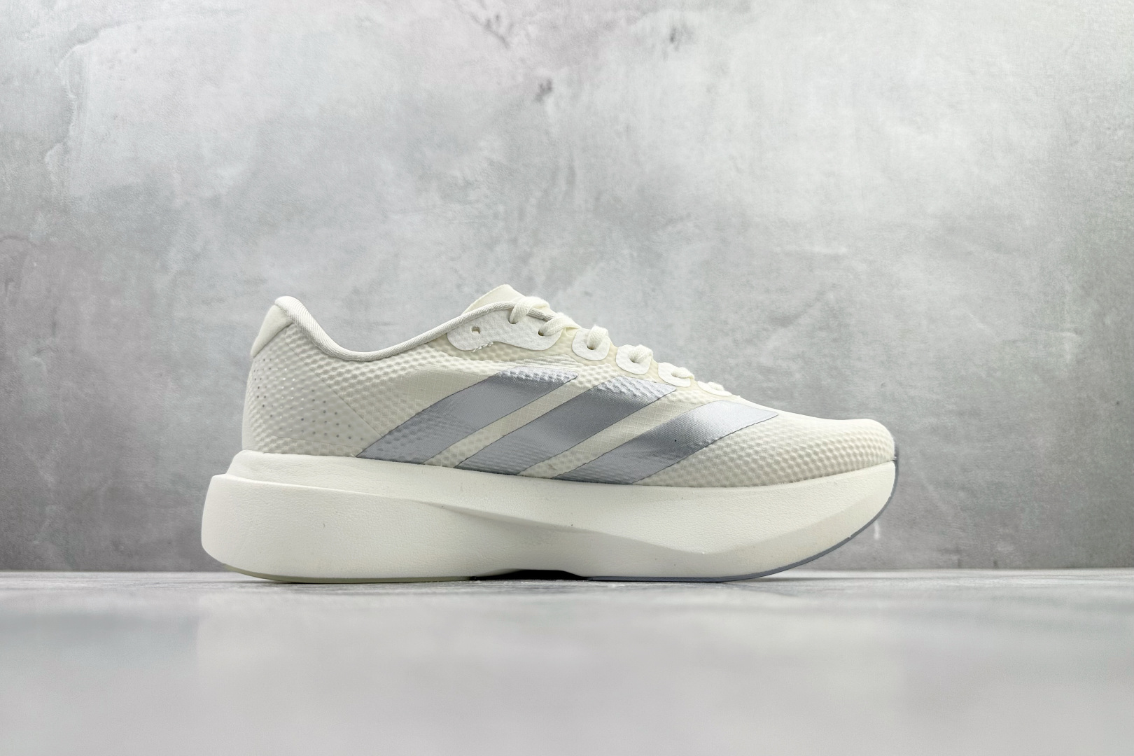 adidas Adizero Evo SL 银白 JR2028 adidas Adizero Evo SL 银白 JR2028