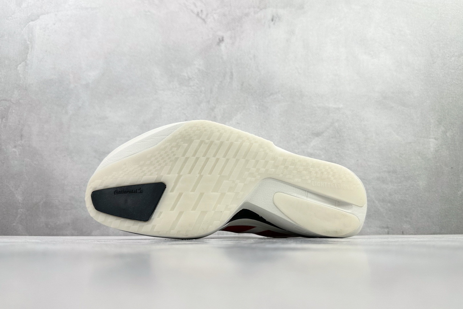 平台订单 adidas Adizero Adios 5 M 白黑红 K18293 平台订单 adidas Adizero Adios 5 M 白黑红 K18293