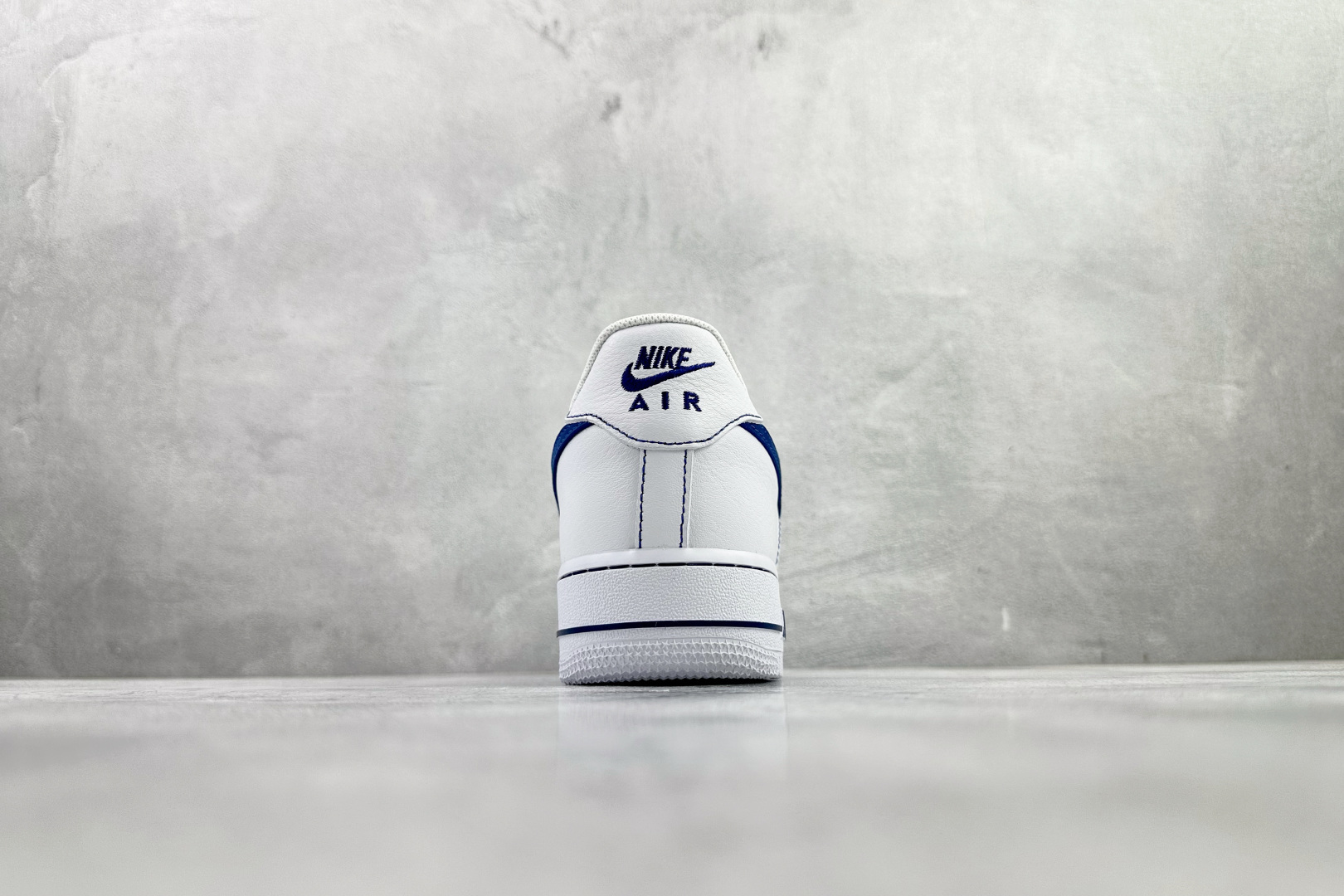 原厂皮 Nike Air Force 1 Low