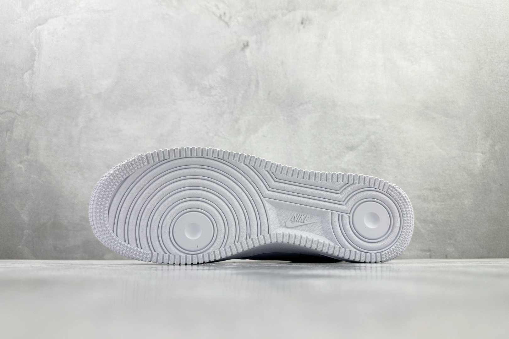 原厂皮 Nike Air Force 1 Low