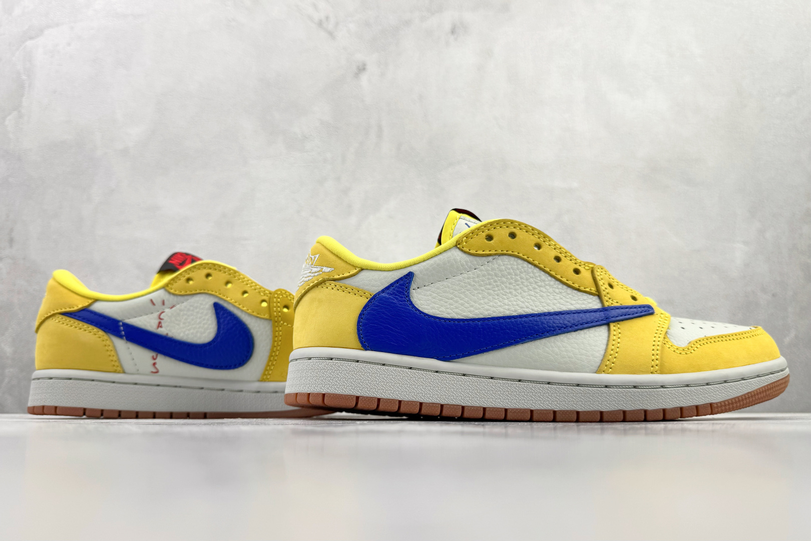 Travis Scott x Jordan Air Jordan 1 倒钩 7.0 皮革 Low Canary Yellow 联名款 金丝雀黄 蓝色 DZ4137-700 Travis Scott x Jordan Air Jordan 1 倒钩 7.0 皮革 Low Canary Yellow 联名款 金丝雀黄 蓝色 DZ4137-700