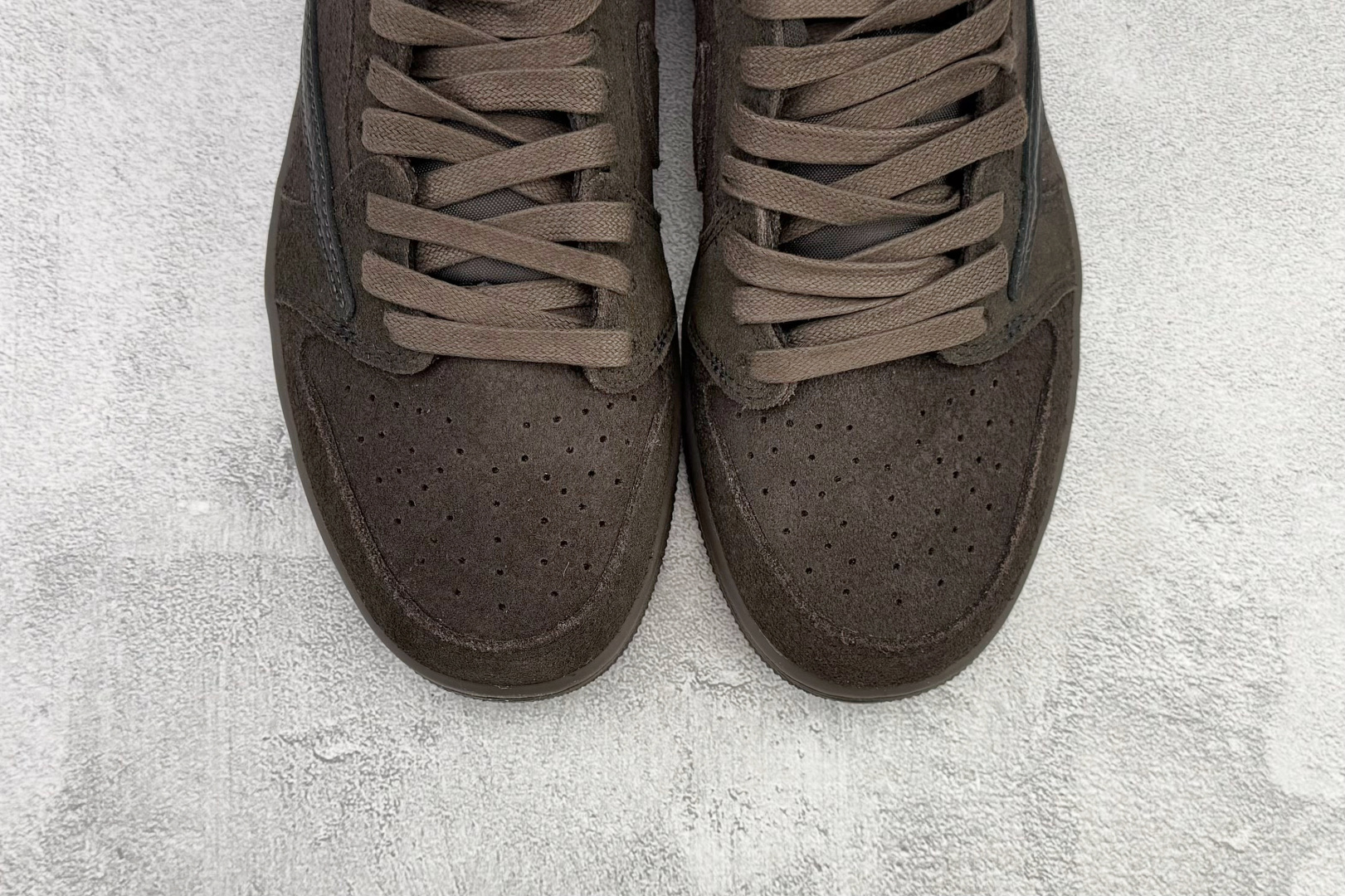 Travis Scott x Jordan Air Jordan 1 Low Velvet Brown倒钩9.0 丝绒摩卡 黑棕 DM7866-202 Travis Scott x Jordan Air Jordan 1 Low Velvet Brown倒钩9.0 丝绒摩卡 黑棕 DM7866-202