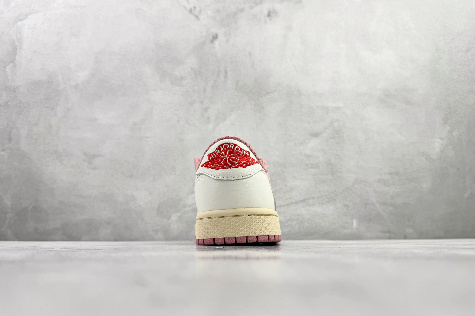 Travis Scott x Jordan Air Jordan 1 粉红色 DM7866-600 Travis Scott x Jordan Air Jordan 1 粉红色 DM7866-600
