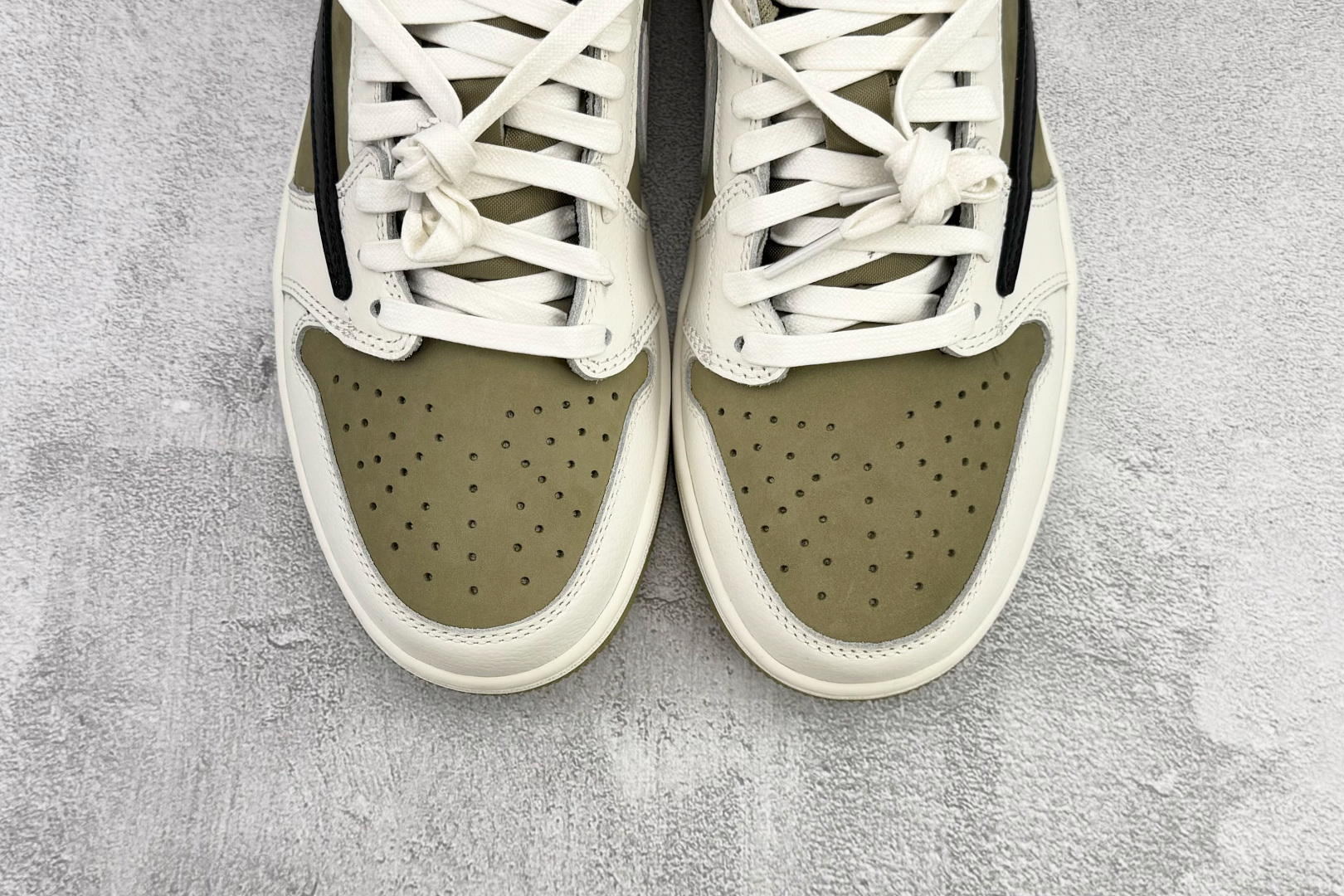 Travis Scott x Jordan Air Jordan 1 Low Golf 倒钩6.0 EVA 棕白 FZ3124-200 Travis Scott x Jordan Air Jordan 1 Low Golf 倒钩6.0 EVA 棕白 FZ3124-200