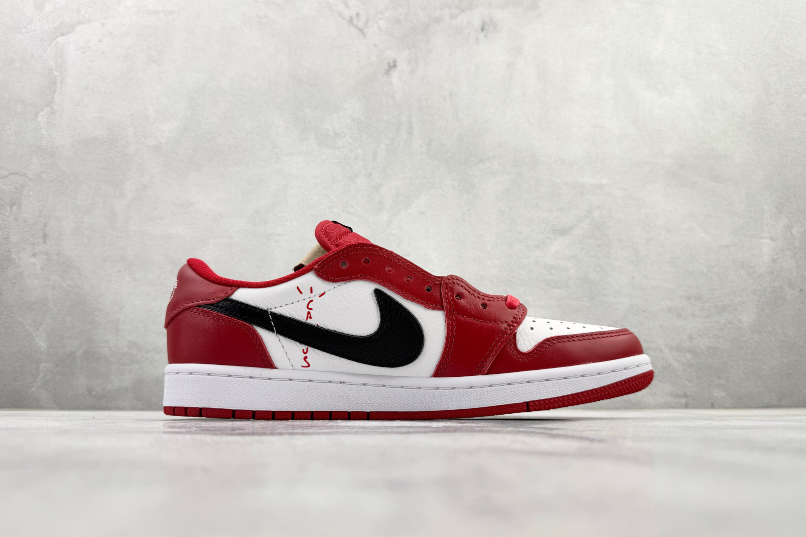 260 Travis Scott x Jordan Air Jordan 1 Low 倒钩 黑红 DM7866-101-Chinese UA Cheap High Quatity Brand Clothes Bags handbags Sneakers wholesale wholesaler seller from China Factory suppliers Fashion Clothing Shoes best Quality Beautiful Price 260 Travis Scott x Jordan Air Jordan 1 Low 倒钩 黑红 DM7866-101