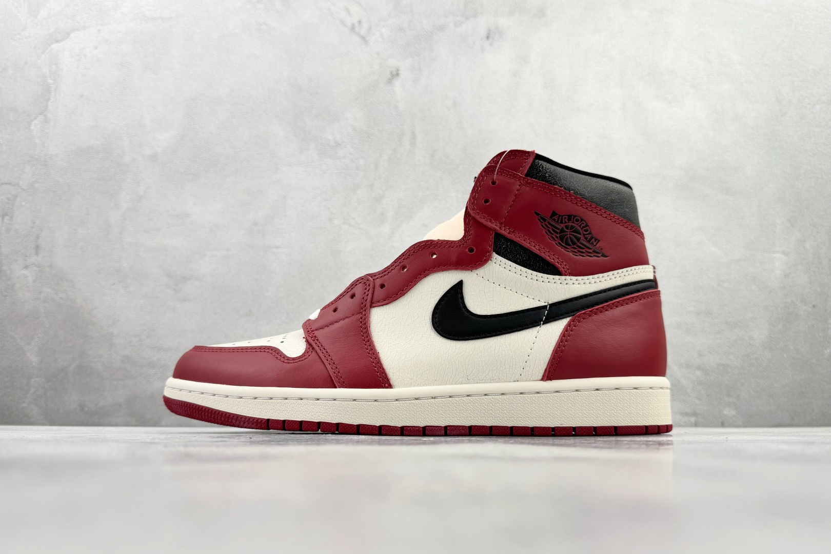 Jordan Air Jordan 1 High ”Lost & Found” 白红 芝加哥 2022年复刻 DZ5485-612 Jordan Air Jordan 1 High ”Lost & Found” 白红 芝加哥 2022年复刻 DZ5485-612