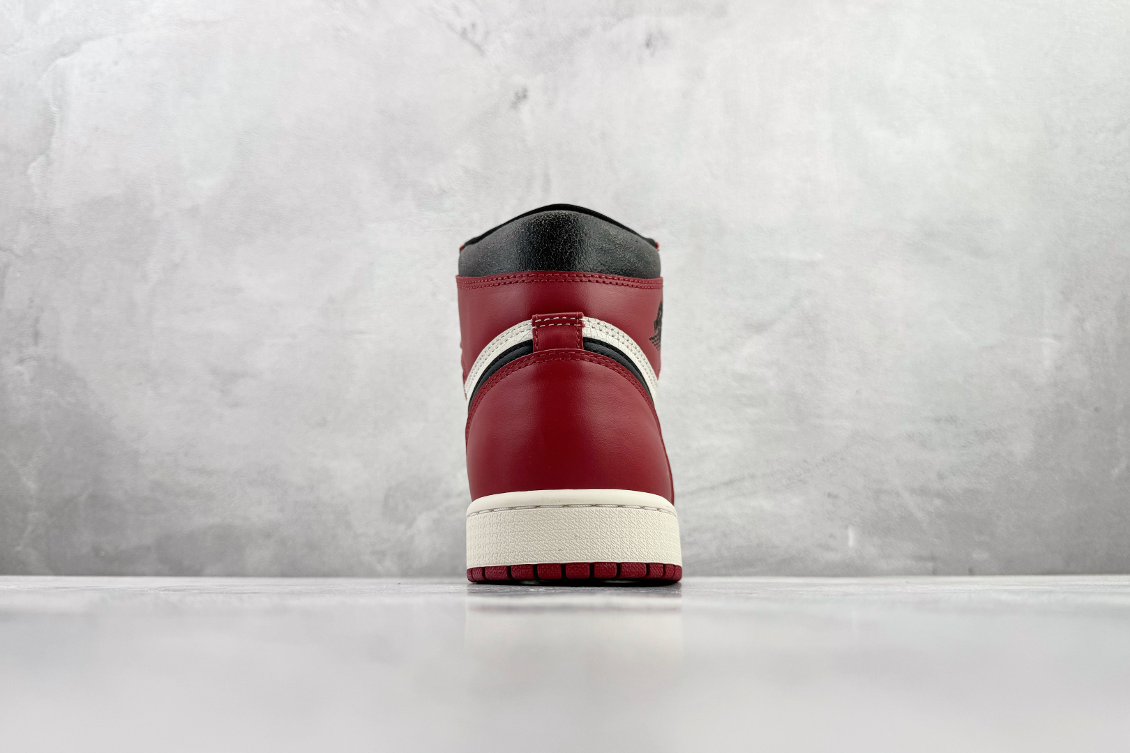 Jordan Air Jordan 1 High ”Lost & Found” 白红 芝加哥 2022年复刻 DZ5485-612 Jordan Air Jordan 1 High ”Lost & Found” 白红 芝加哥 2022年复刻 DZ5485-612