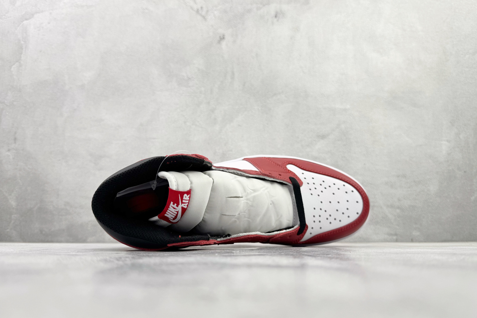 Jordan Air Jordan 1 Retro Chicago 芝加哥 白红 555088-101 Jordan Air Jordan 1 Retro Chicago 芝加哥 白红 555088-101