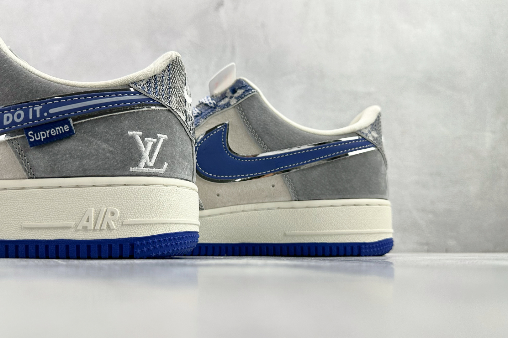 Nike AIR FORCE 1'07 LX LV 联名 蓝白灰 SY1388-031 Nike AIR FORCE 1'07 LX LV 联名 蓝白灰 SY1388-031
