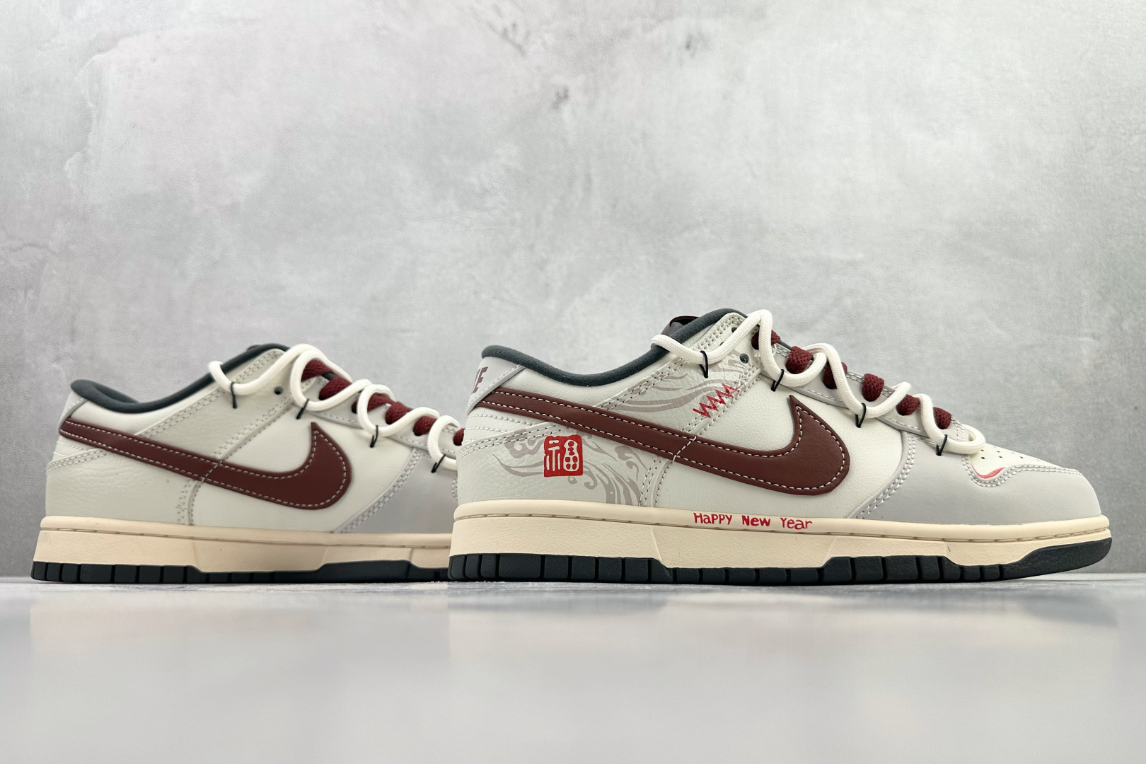 定制球鞋 Nike Dunk 午马纳福 马年CNY 米棕 IM6670-202 定制球鞋 Nike Dunk 午马纳福 马年CNY 米棕 IM6670-202