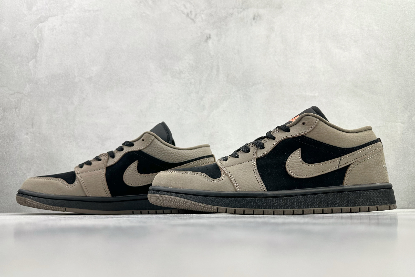 Jordan Air Jordan 1 摩卡 棕黑色 IB7109-005 Jordan Air Jordan 1 摩卡 棕黑色 IB7109-005