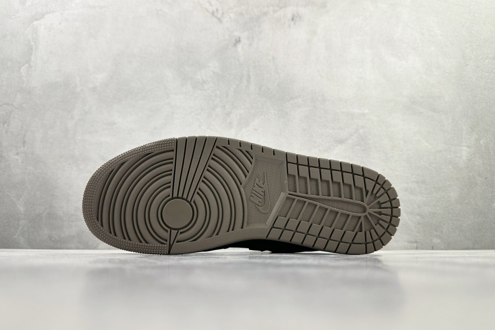 Jordan Air Jordan 1 摩卡 棕黑色 IB7109-005 Jordan Air Jordan 1 摩卡 棕黑色 IB7109-005